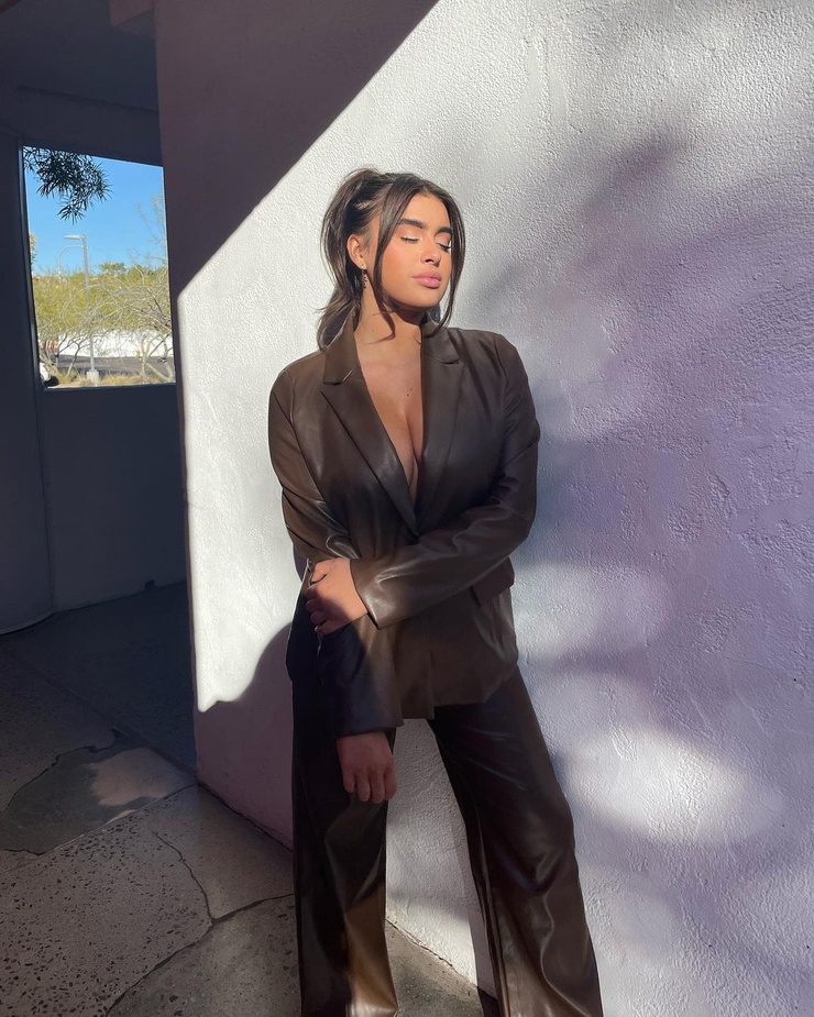 Kalani Hilliker