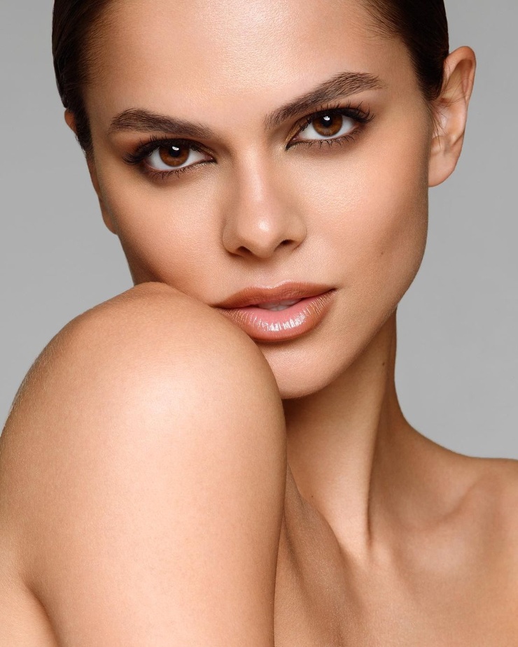 Viki Odintcova Viki Odintcova