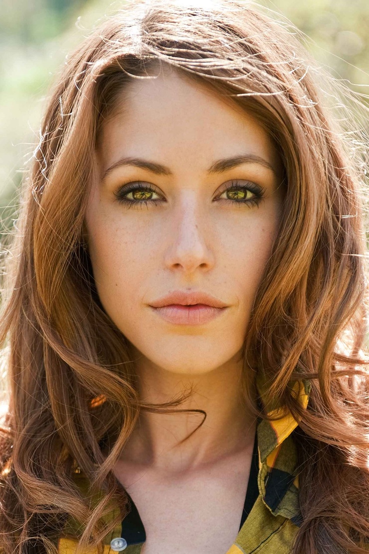 Amanda Crew Amanda Crew