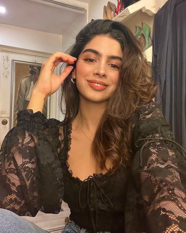 Khushi Kapoor Khushi Kapoor