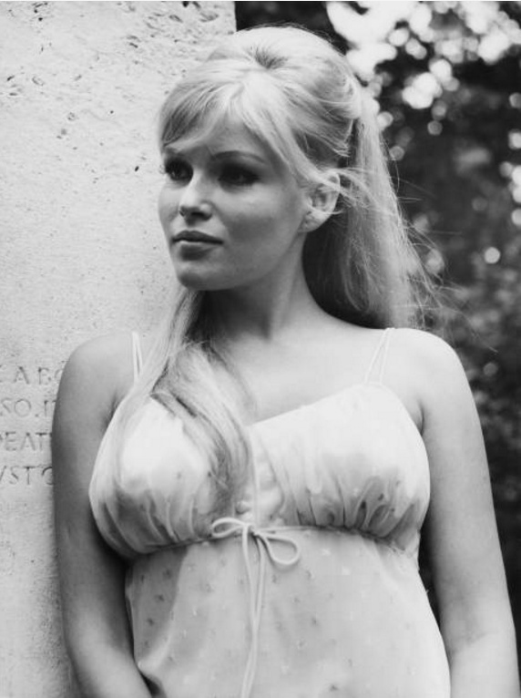 Olga Schoberová