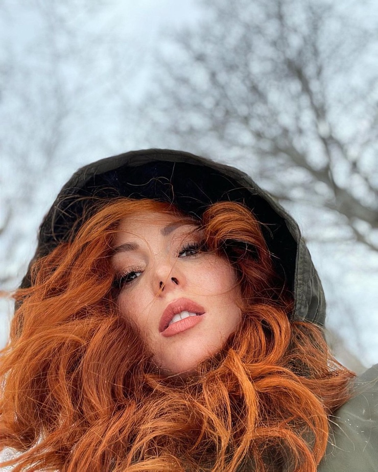 Nicole Simone