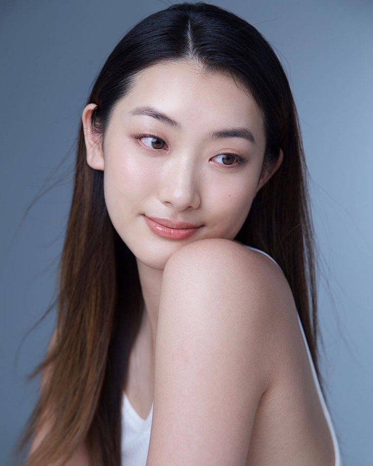 Hailey Cho