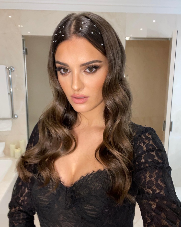 Gabrielle Caunesil Gabrielle Caunesil