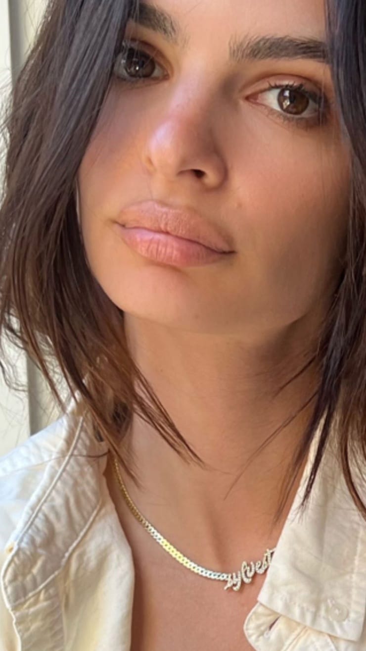 Emily Ratajkowski