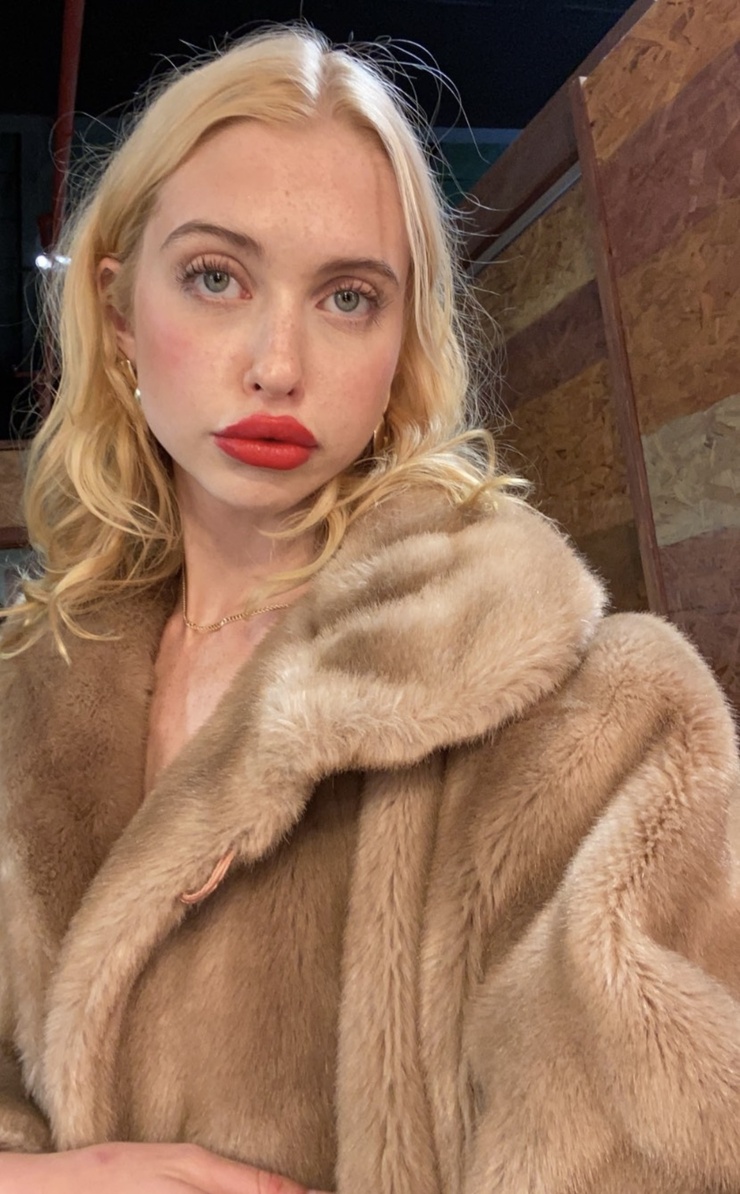 Chloe Cherry