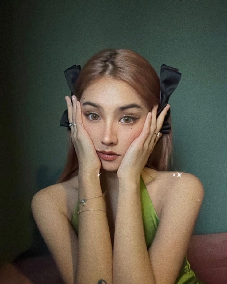 Kathy Zheng