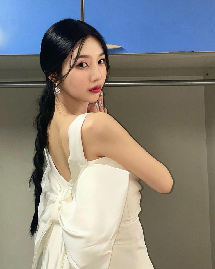 Joy (Park Soo Young)