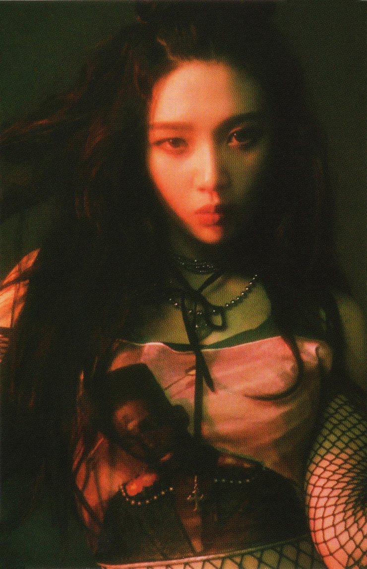 Joy (Park Soo Young)