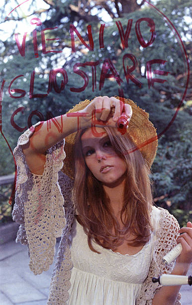 Stefania Sandrelli Stefania Sandrelli