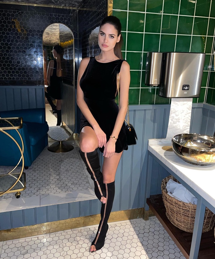 Bojana Krsmanovic Bojana Krsmanovic