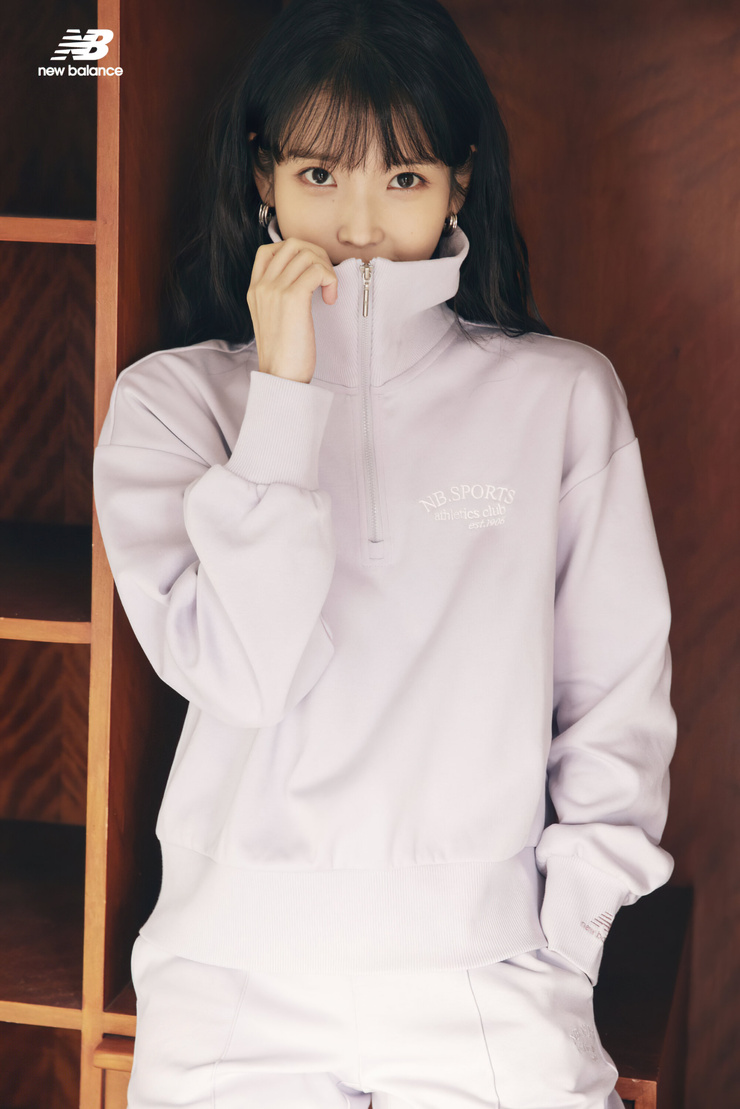 IU