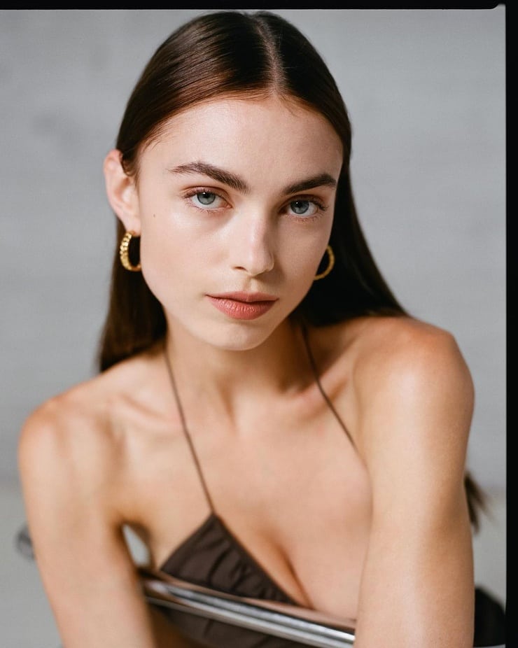 Charleen Weiss Charleen Weiss
