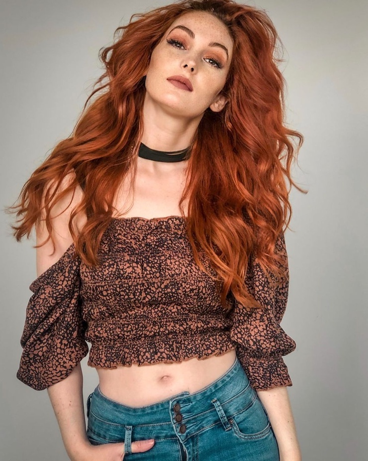 Nicole Simone