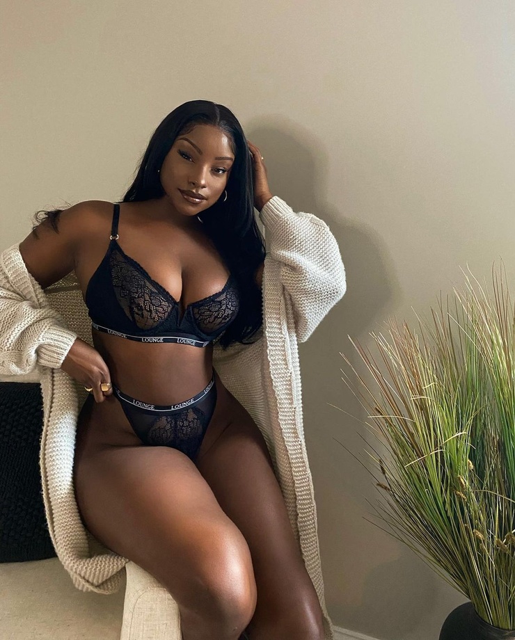 Savannah Perkins