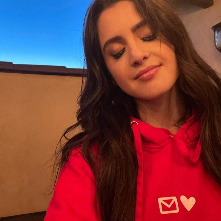 Laura Marano Laura Marano