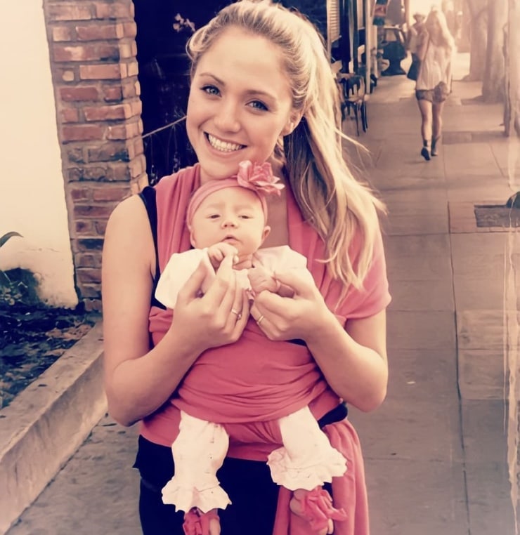 Savannah Labrant