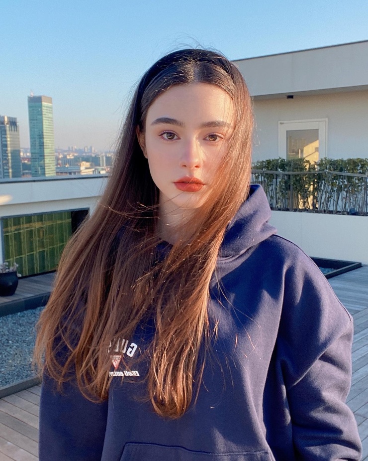 Dasha Taran (II)