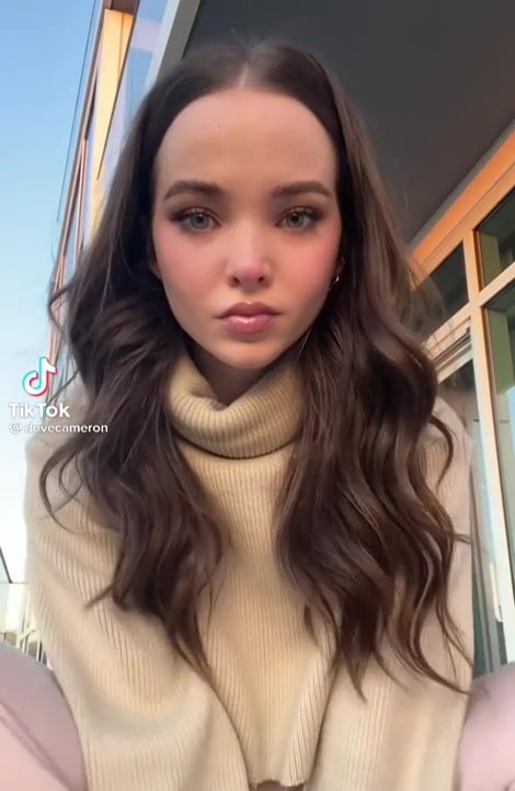Dove Cameron