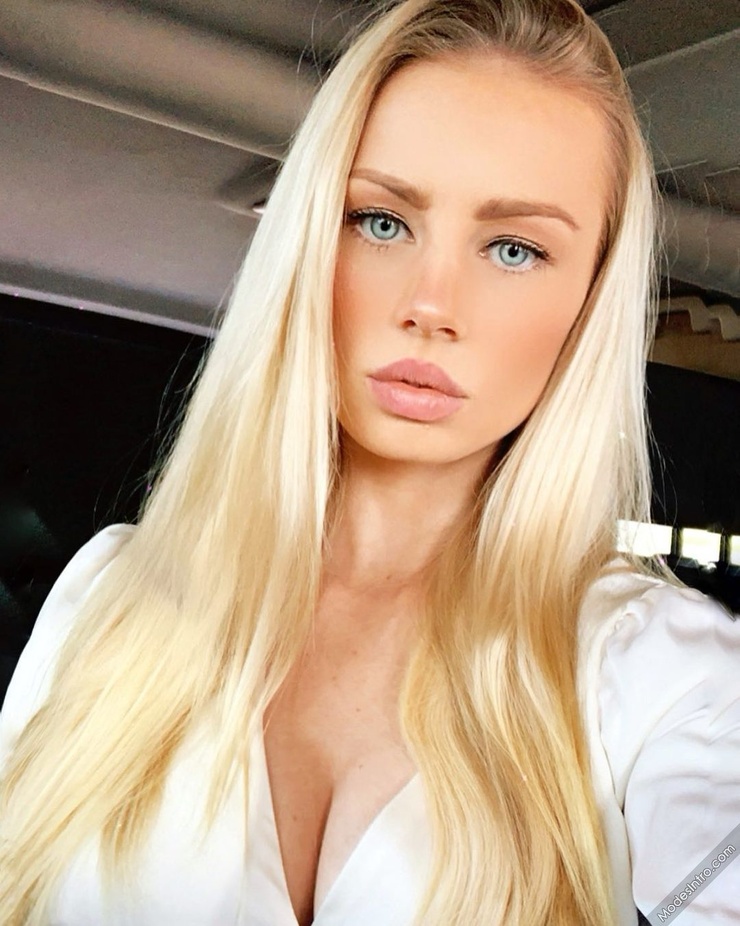 Maren Tschinkel. Maren Tschinkel.