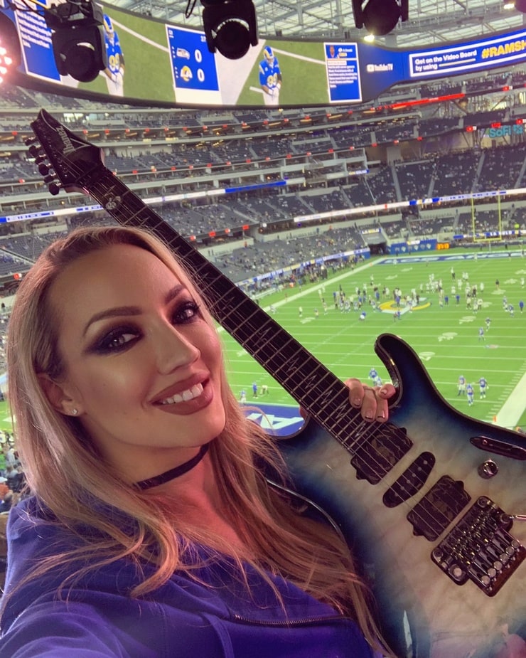 Nita Strauss