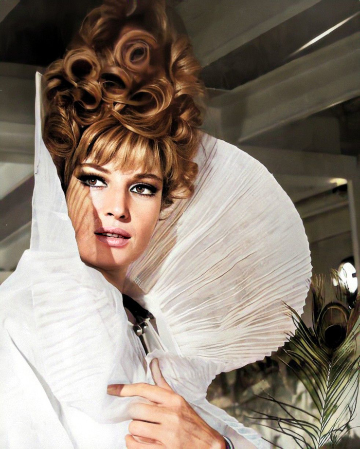 Monica Vitti Monica Vitti