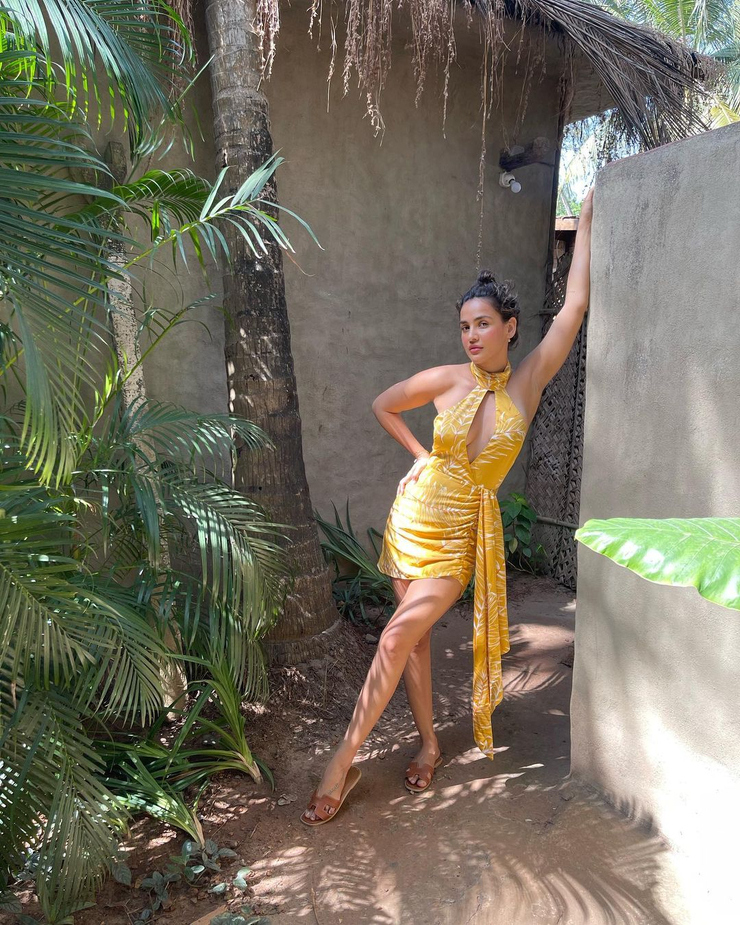 Aisha Sharma Aisha Sharma
