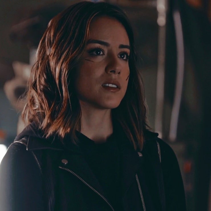 Picture Of Chloe Bennet