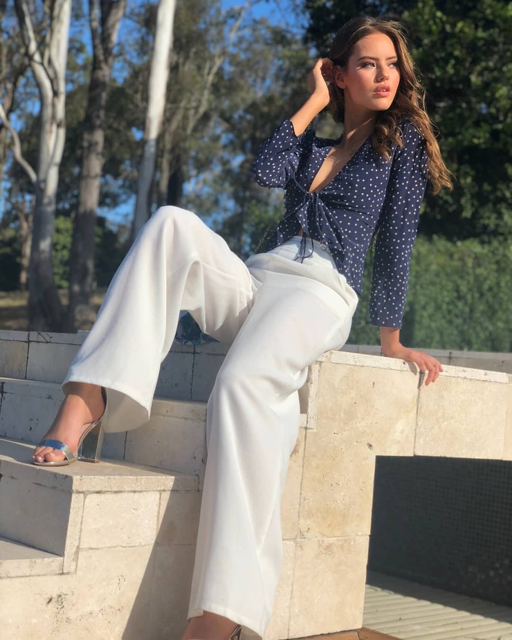 Lara Berge Lara Berge