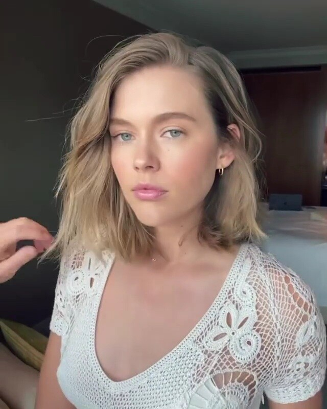 Victoria Lee Victoria Lee