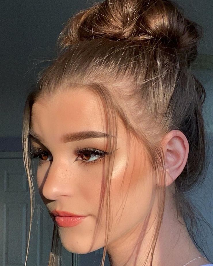 Brooke Monk Brooke Monk