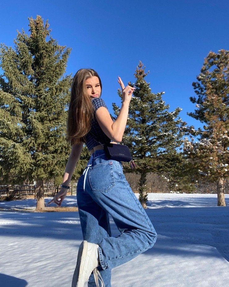 Picture of Brooke Monk