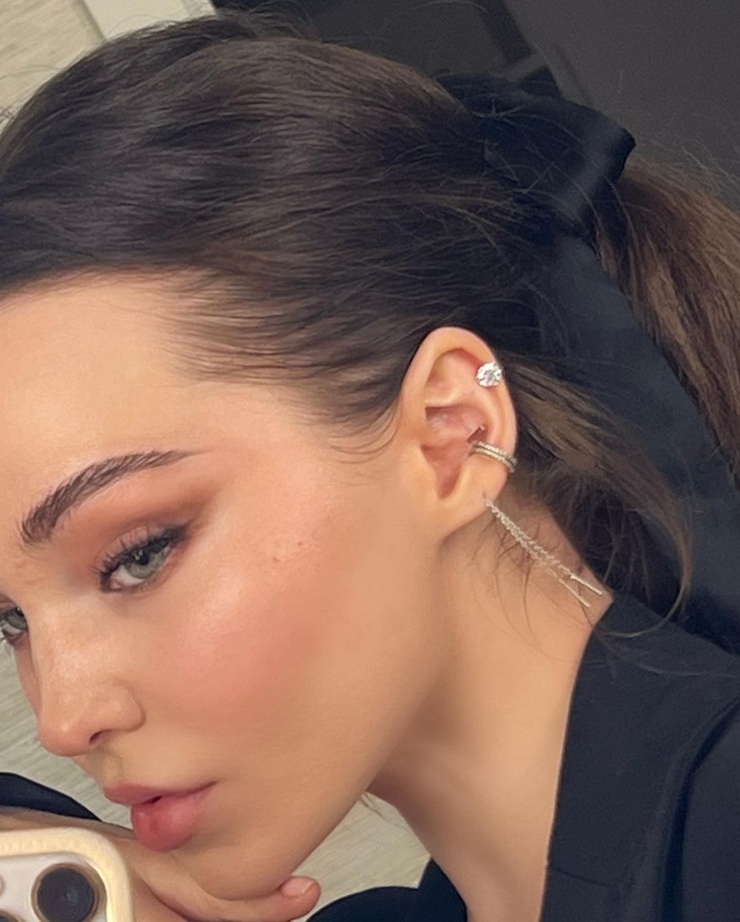 Dove Cameron