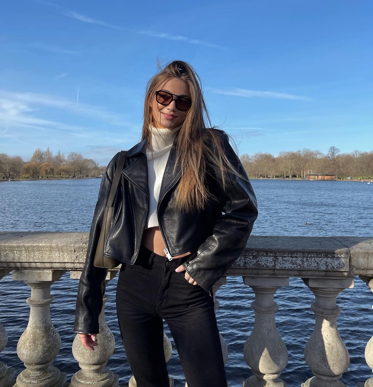 Lorena RAE Lorena RAE