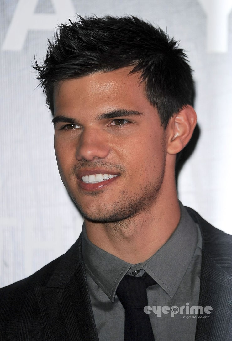 Taylor Lautner