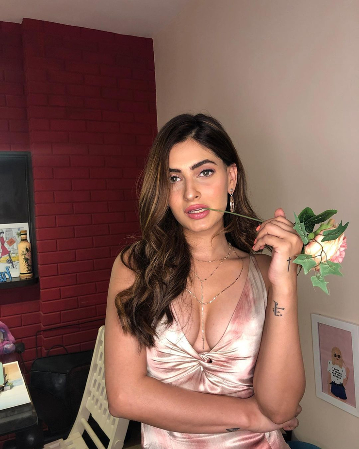Karishma Sharma Karishma Sharma