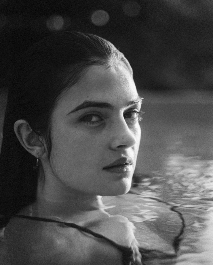 Eve Dumon