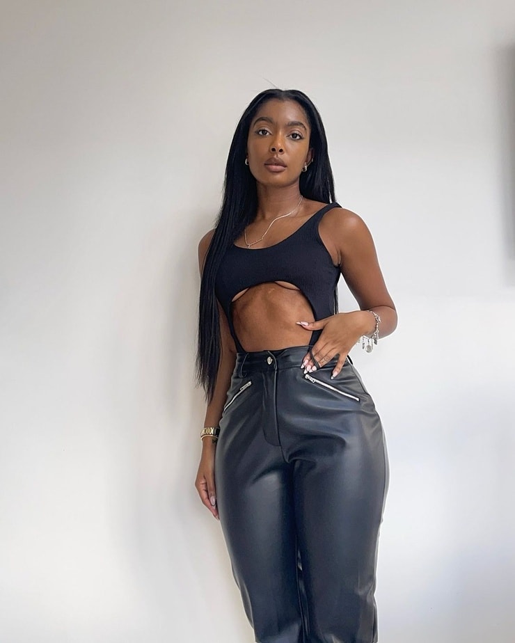 Jourdan Riane
