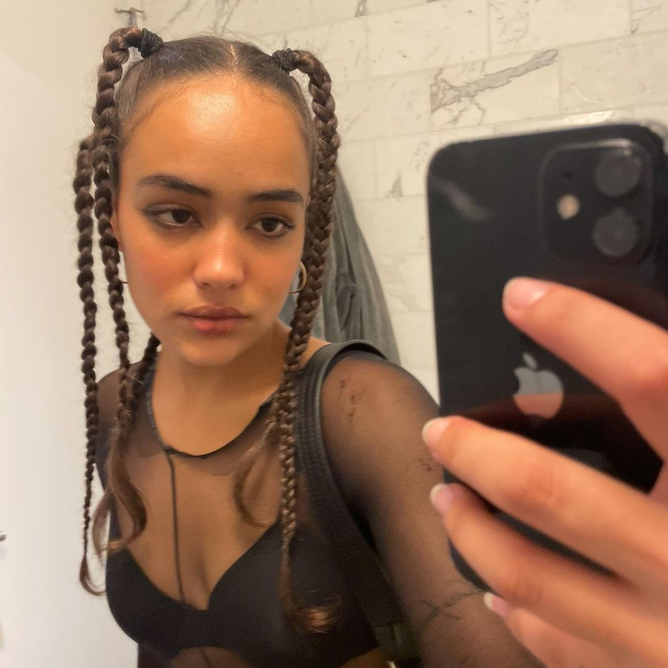 Thalia Besson