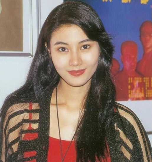 Michelle Reis Michelle Reis