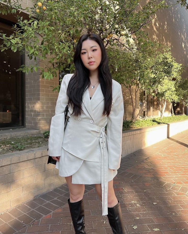 Vickii Chen