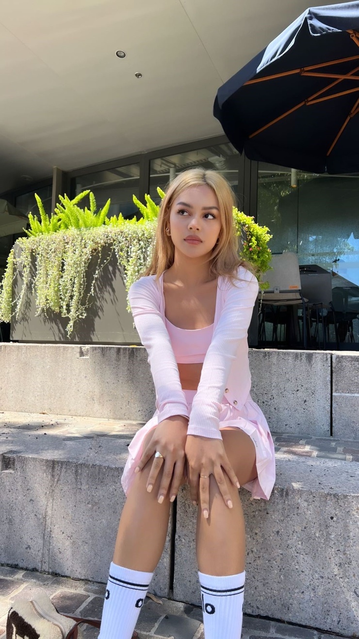 Lily Maymac