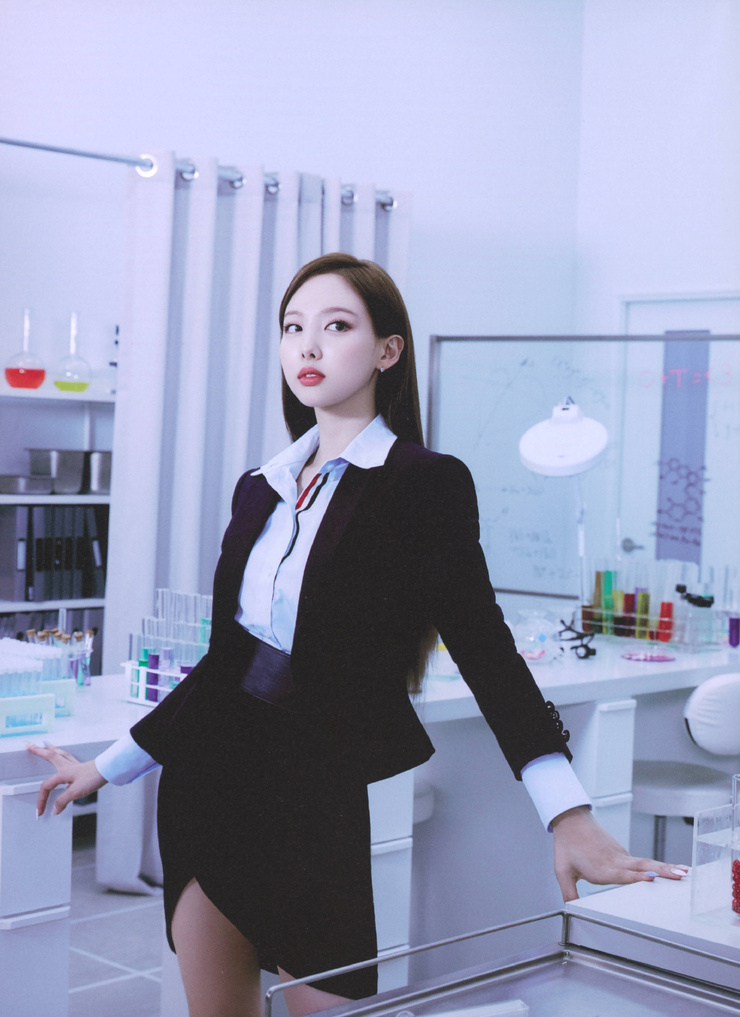 Im Nayeon