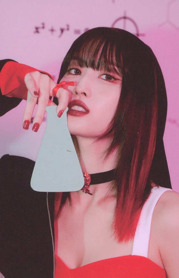 Hirai Momo