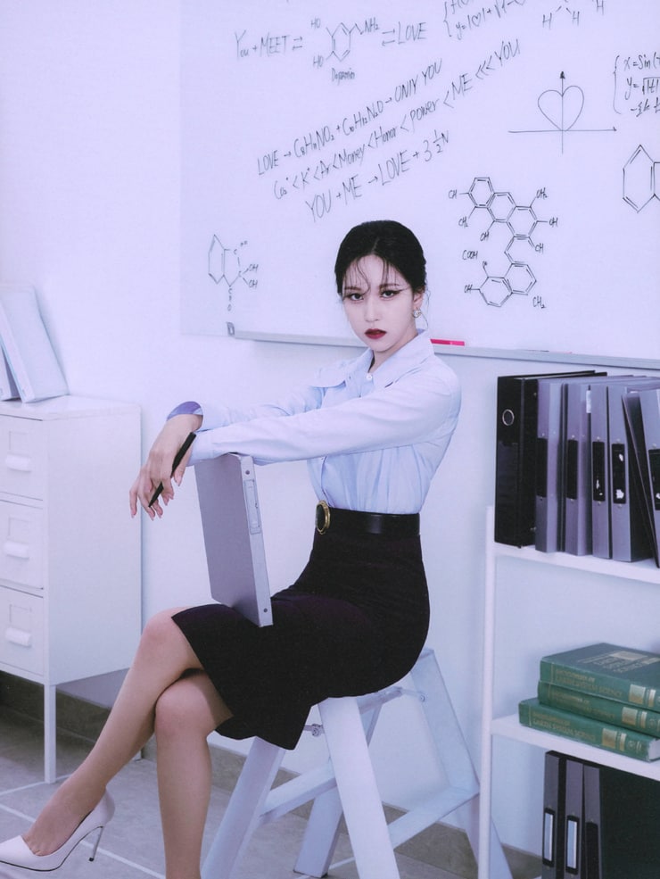 Myoui Mina