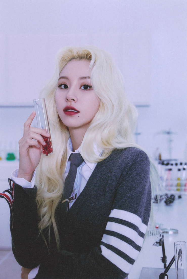 Son Chae Young