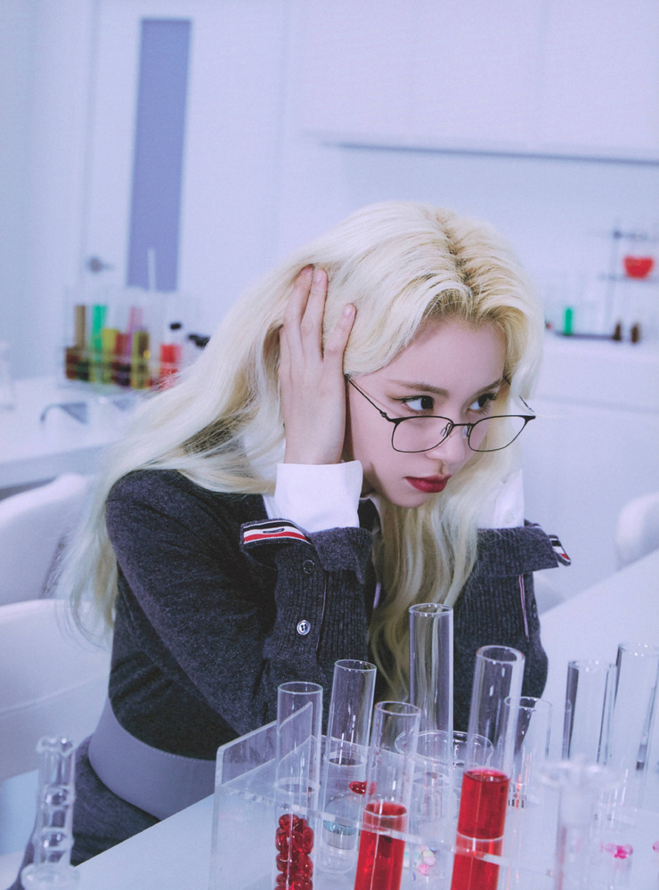 Son Chae Young