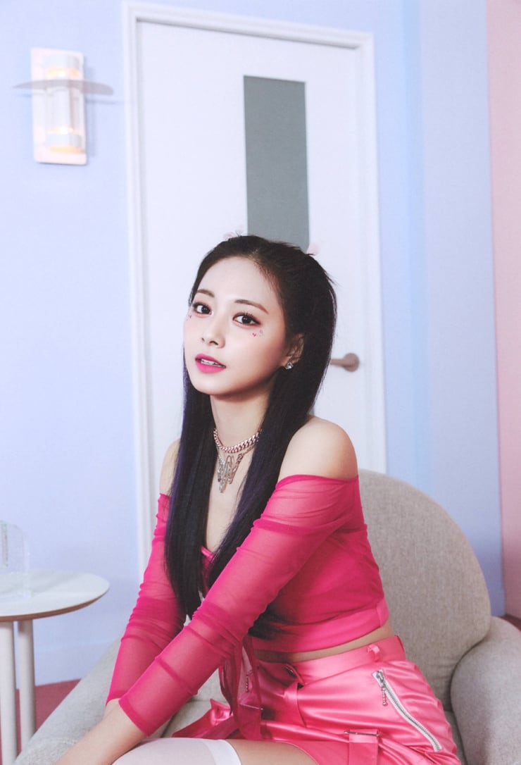 Chou Tzu-yu (Tzuyu)
