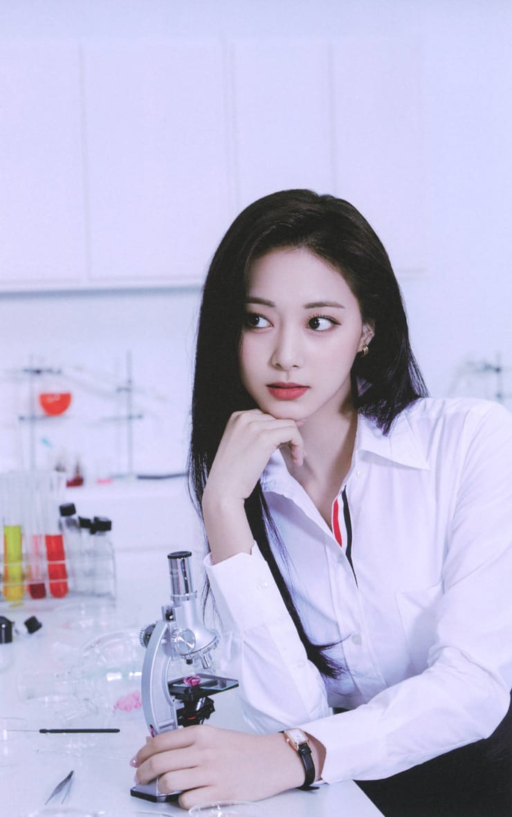 Chou Tzu-yu (Tzuyu)