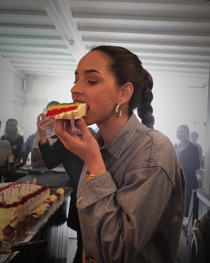 Adria Arjona
